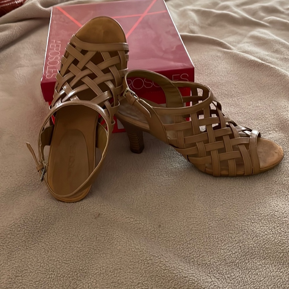 Aerosols beautiful 3 inch heel